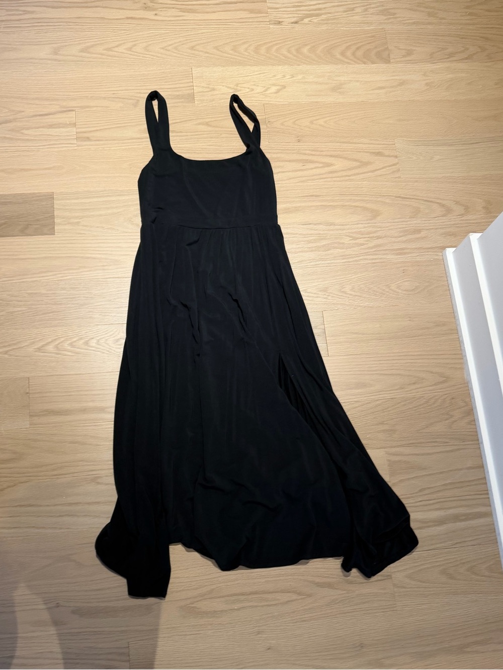 Aritzia Black Sleeveless Maxi Dress
